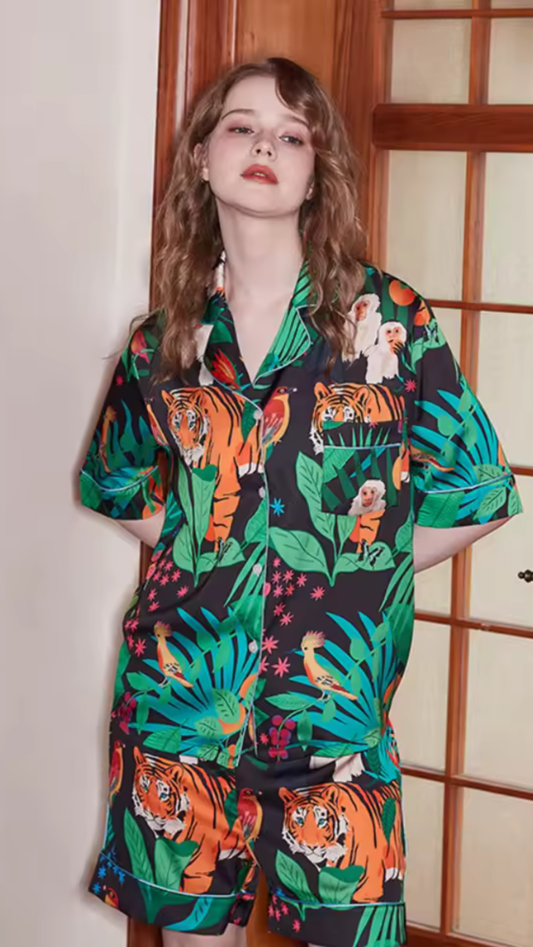Midnight Tropics - Short