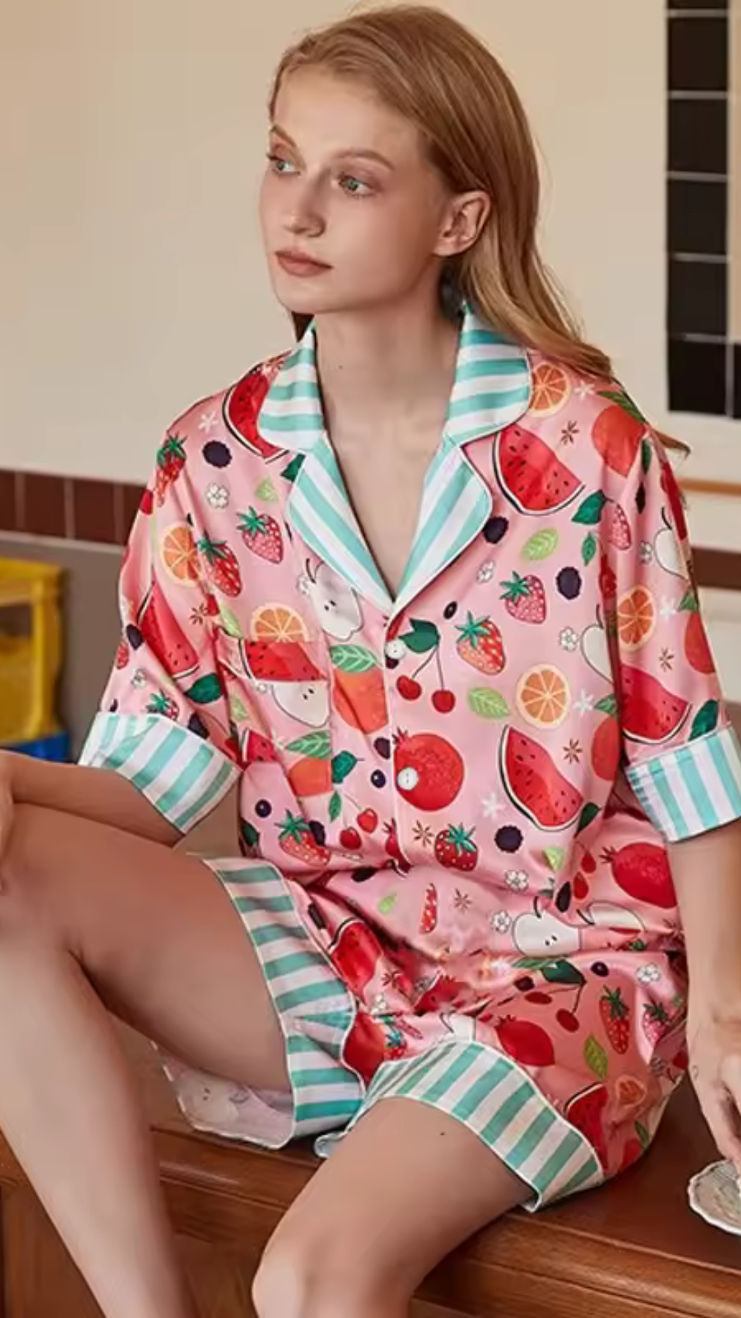 Fruity Fiesta - Short