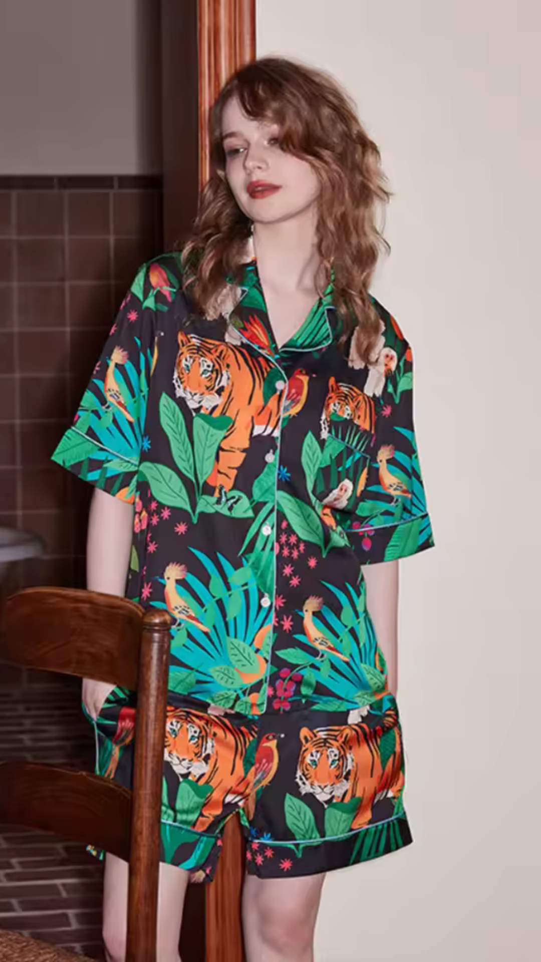 Midnight Tropics - Short